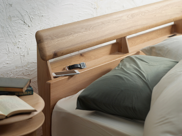 ウッドベッドフレーム