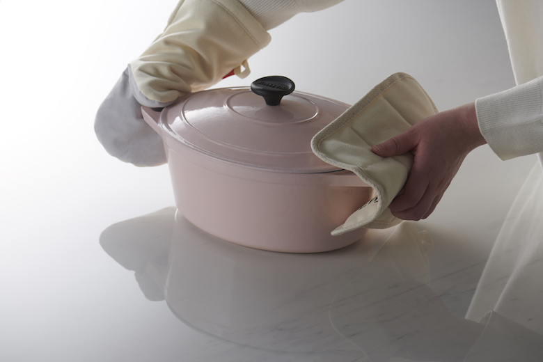 セラミック天板ダイニングテーブル　コーラル