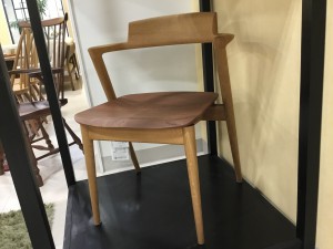 941833E9-BDAC-454E-9343-5C0438EF1B5B