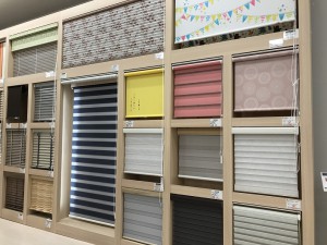 ロールスクリーン