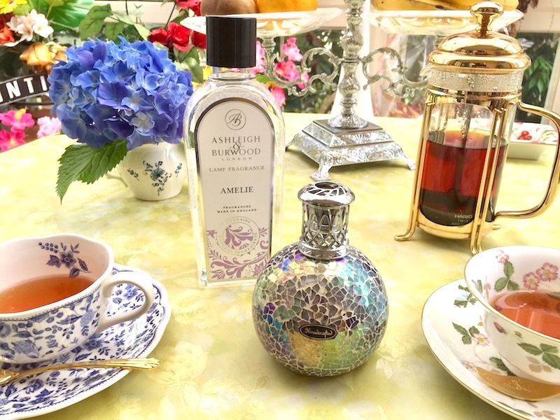 ファニチャードームスタッフのフレグランスランプの使い方