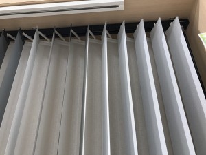 バーチカルブラインド