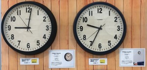 掛時計３
