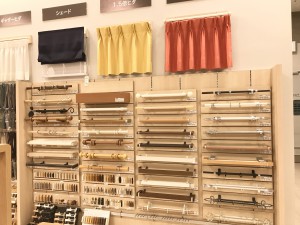 カーテンレール