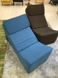 クレセントソファ