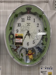 掛時計プーさん