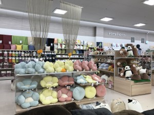 クッション売り場