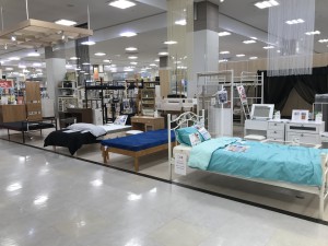 ドレッサー展示