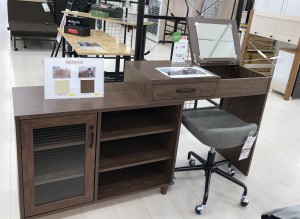 ノカリノ　ドレッサー