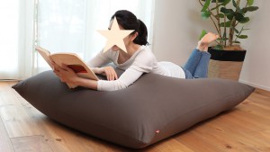 ビッグビーズソファ　ごろ寝２